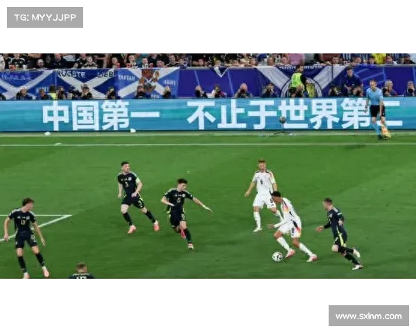 阿尔及利亚中场本塔莱布宣布正式退出国家队 结束国际赛场征程